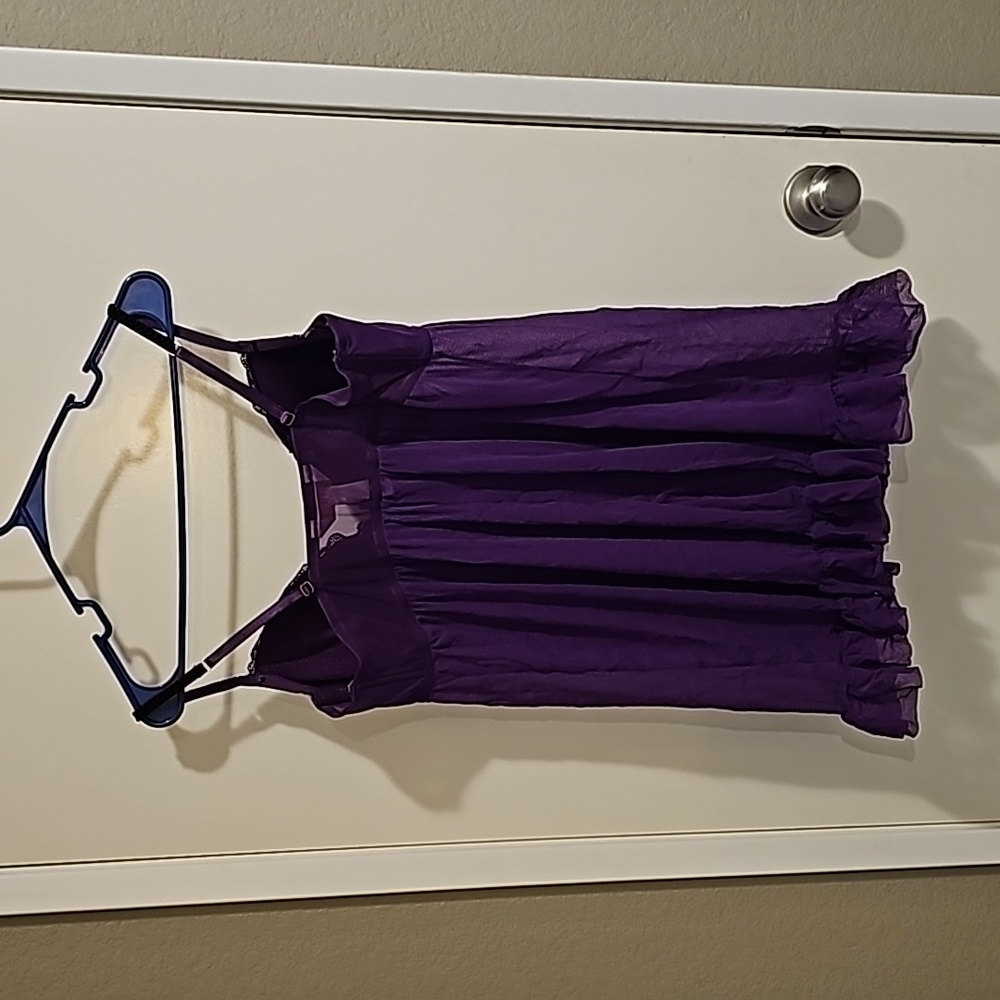 Lingerie - Picture 3 of 3